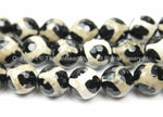 2 BEADS Ethnic Etched Agate Dzi Beads - Ethnic Tribal Tibetan Etched Agate Stone Dzi Zee Zi Beads - Faceted Dzi Beads - B2925-2